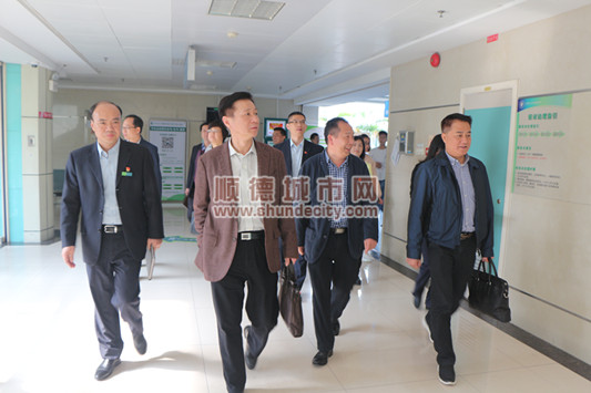 紧抓院校结合，打造特色鲜明附属医院