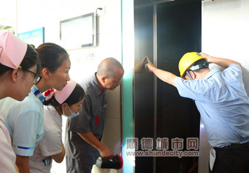 电梯突发故障怎么做？模拟演练来教你