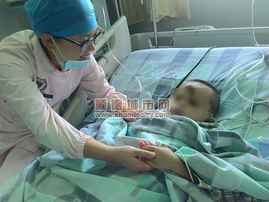 母子双双被重症监护，多科齐齐抢救生命