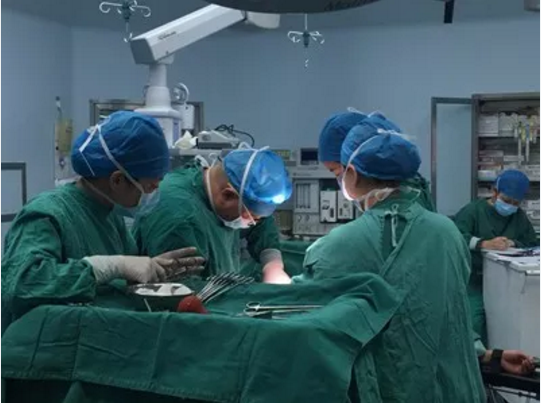 当生理盐水过敏遇到子宫收缩乏力 危重急！惊魂30分钟 母子平安！