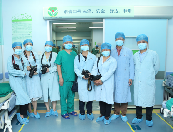 省知名摄影家陈狄青率领摄影俱乐部成员来院采风