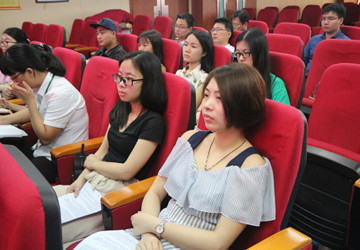 筑梦迎新 迈开坚实第一步