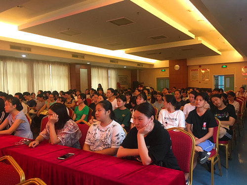 【职场充电】做好职业防护 避免流血流泪