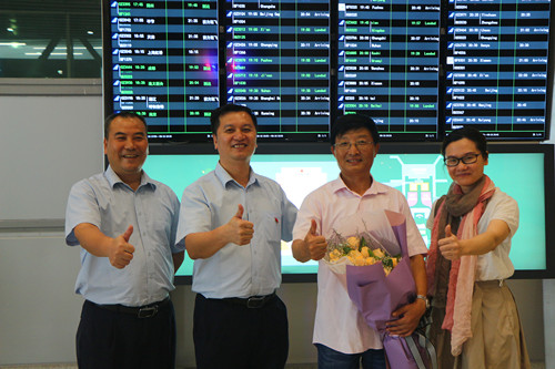 【大爱无疆】我院援疆眼科专家陈亚民载誉而归