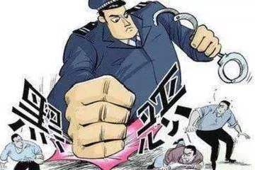 视频超燃！40秒现场记录佛山扫黑除恶大行动！
