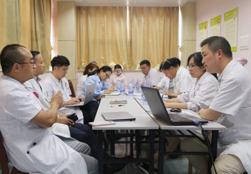 揭开怪病缠身之谜，多学科诊疗成功诊治肾衰竭合并踝关节结核患者！
