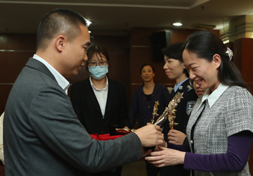 【三八节特辑】奋斗中成就不凡，奉献中再立新功，致敬最美的她们