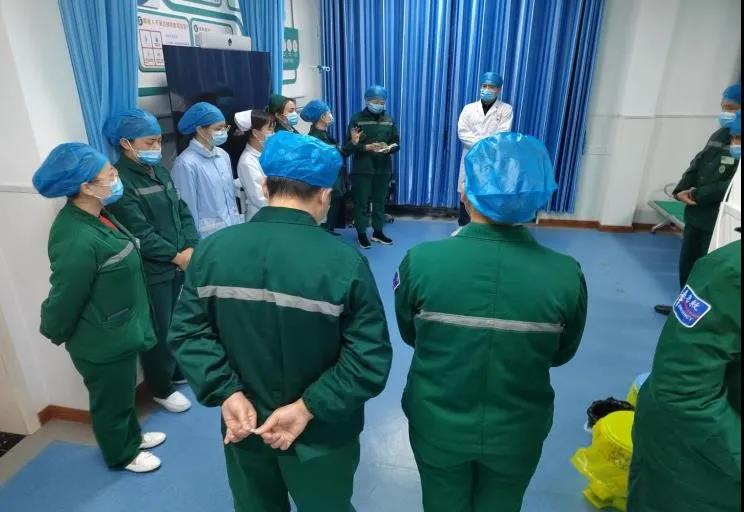 “黔”方报道｜农妇误喝“敌敌畏” ，一场生死较量上演……