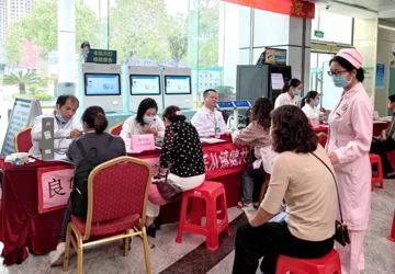 关注睡眠健康，乐从镇健共体举办睡眠日义诊活动
